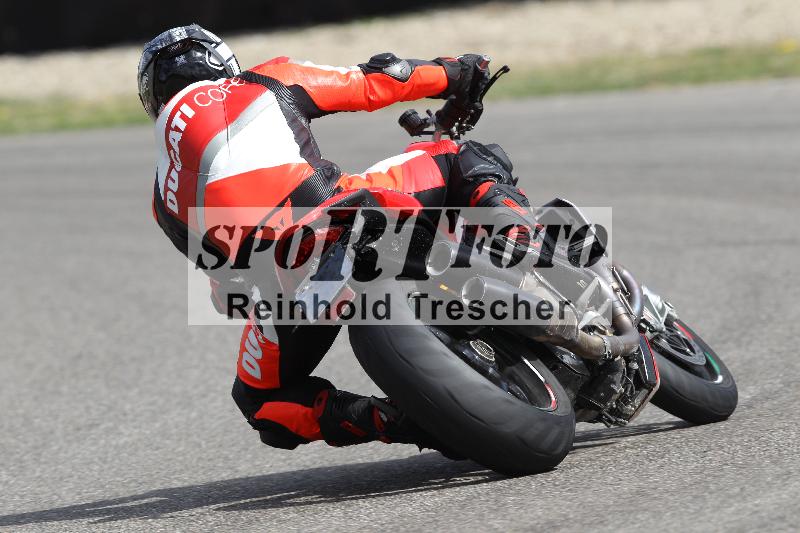 /Archiv-2025/05 14.04.2025 Plüss Moto Sport ADR/Freies Fahren/1